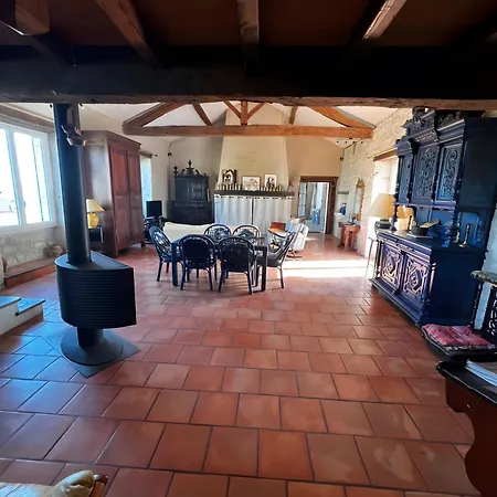 Maison De La Boissiere Holiday home Fauroux