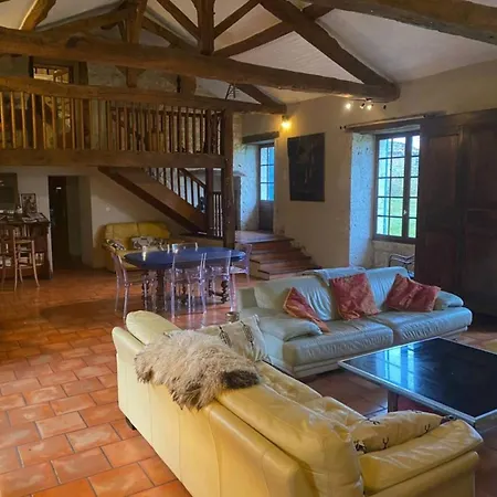 Holiday home Maison De La Boissiere Fauroux