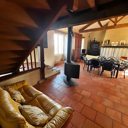 펜션 Maison De La Boissiere Fauroux